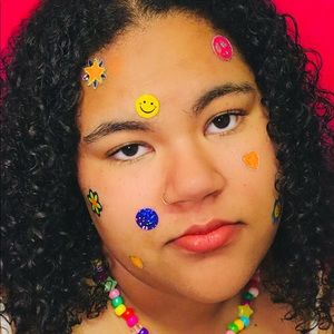 Meet your Posher, Julia